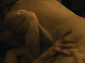 Нике Курта секси – Король Англии (2019) #6