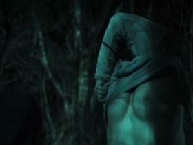 Самайн голая – Хижина в лесу: Новая глава (2017) #2