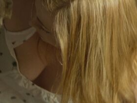 Сара Снук секси – Джезабель (2014) #3