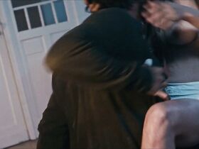 Ясмина Поляк голая – Птичий язык (2019) #9