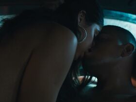 Бруна Маскаренас голая – Созвучие s01e04 (2019) #3