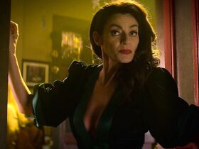 Мишель Гомес секси – Леденящие душу приключения Сабрины s01e05-07 (2018) #7