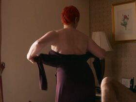 Сесилия Суарес секси – Дом цветов s02e04,e07,e08 (2019) #3