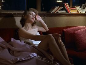 Дженни Райт секси – Безумная (1989) #9