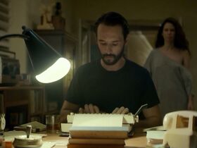 Йоандра Суарес голая – Переводчик (2018) #2