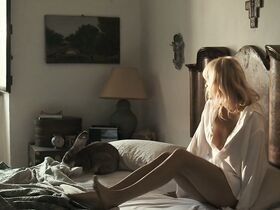 Лиз Солари голая – Ты бывала на луне? (2015) #4