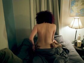 Сара Скуфс голая – Мем (2018) #4