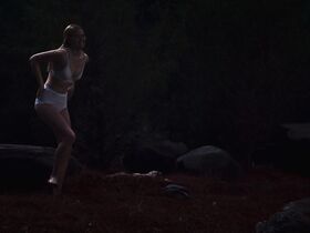 Вирджиния Гарднер секси – Долли Партон: Струны души s01e06 (2019) #3