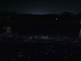 Вирджиния Гарднер секси – Долли Партон: Струны души s01e06 (2019) #4