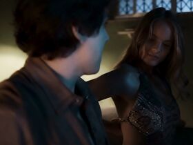 Валентина Булк секси – Я, моя бабушка и бык s01 e01, e05 (2019) #2