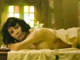 Люси Лукас секси – Crush in Jaipur (2016) #6