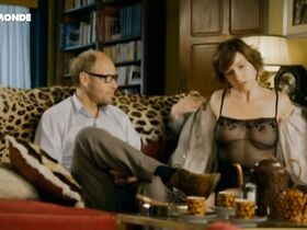 Бриджитт Ло Цицеро секси – Мужские заботы s01e05 (2012) #2