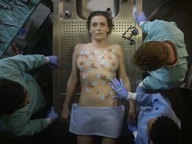 Каролин Бург голая – Бальтазар s02e01 (2019) #4