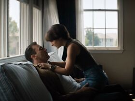 Натали Портман секси – Люси в небесах (2019) #4