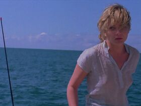 Керри Мак голая – Заложница: История Кристины Мареш (1983) #12