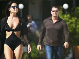 Эмили Уайатт секси – Восхождение пехотинца: Марбелья (2019) #3