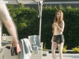 Катрин Пакуин-Бешар секси – Жизнь продолжается s02e01 (2018)