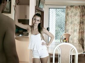 Бьянка Брэди секси – Турбины (2019) #2