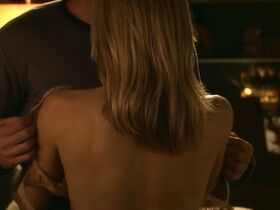 Джули Бенц секси – Круг друзей (2006) #3