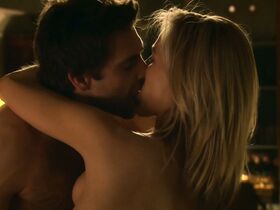 Джули Бенц секси – Круг друзей (2006) #5