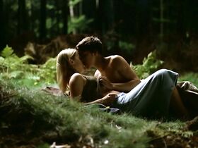 Мириам Моргенштерн голая – Летний шторм (2004) #2