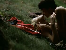 Мириам Моргенштерн голая – Летний шторм (2004) #7