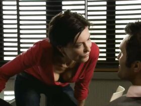 Данута Стенка секси – Инстинкт s01e03 (2011) #6