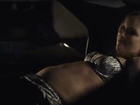 Олимпия Мелинте голая – Бухарест нон-стоп (2015) #8