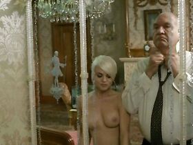 Каталина Грама голая – Покер (2010) #7