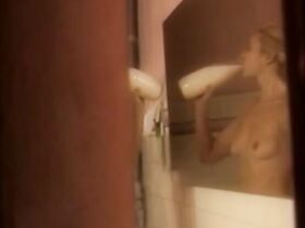 Йоанна Литвин голая – Стеклянные губы (2007) #7