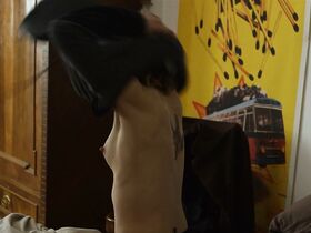 Елена Радоничич голая – Красная дверь s01e03,e05,e07 (2017) #13