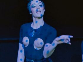 Чулпан Хаматова секси – Нуреев. Белый ворон (2018) #3