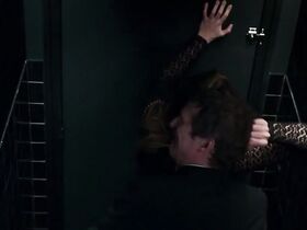 Камилль Роу секси – Вечно молодой (2017) #6