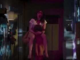 Марион Котийяр секси – Вечно молодой (2017) #6