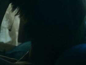 Шарлотта Хоуп голая – Бэнкрофт s02e01 (2019) #5