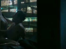 Ольга Болондзь голая – Человек с волшебной коробкой (2017) #8