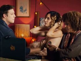 Лорена Компрату секси – Men? s01e06 (2019) #9