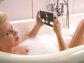 Мальгожата Кожуховская секси – Семейка e215-221-237-238 (2017-2018)