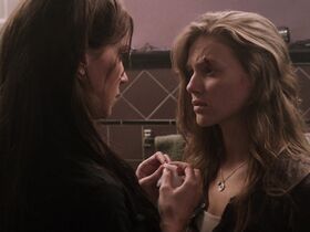 Кэти Кэссиди секси, Трэйси Спиридакос секси – Убей ради меня (2013) #2