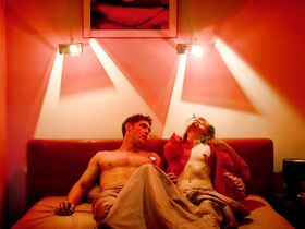 Дарья Плахтий голая – Принцип удовольствия s01e03 (2019) #6