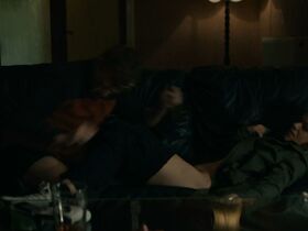 Шинейд Кинэн секси – В тихом омуте s01e03-04 (2019)