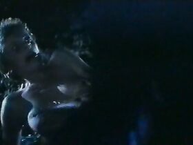 Изабелла Феррари голая – Дневник насильника (1995) #5