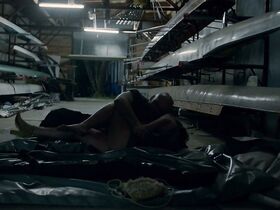 Мария Дембска голая – Веселье, веселье (2018) #7