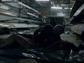 Мария Дембска голая – Веселье, веселье (2018) #9