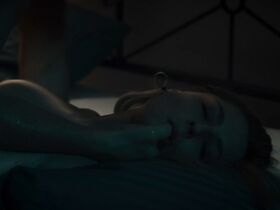 Магдалена Поцеха голая – Принцип удовольствия s01e02 (2019) #2