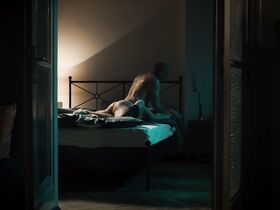 Магдалена Поцеха голая – Принцип удовольствия s01e02 (2019) #4