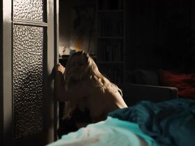 Магдалена Поцеха голая – Принцип удовольствия s01e02 (2019) #9