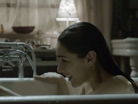 Мириам Леоне секси – Не убей s01e01 (2015) #4