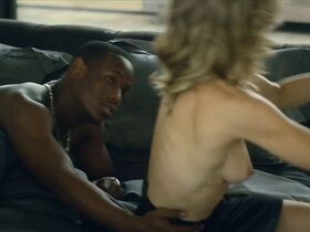 Лиза Дван голая – Главарь s03e07,e10 (2019) #10