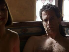 Мириам Подгорник голая – Красная дверь s01e04 (2017) #4